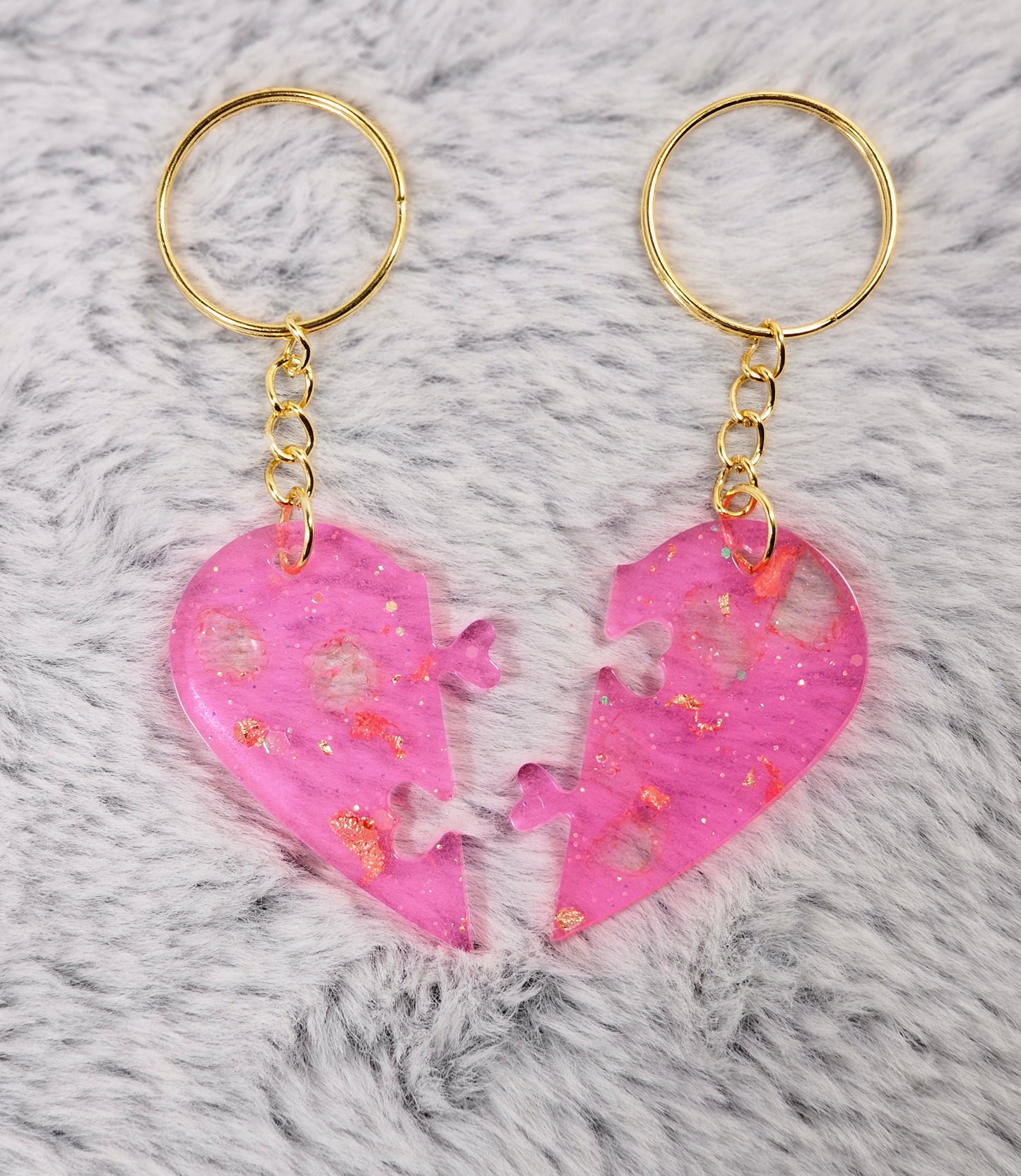Best Friend Heart Resin Keychain Set.